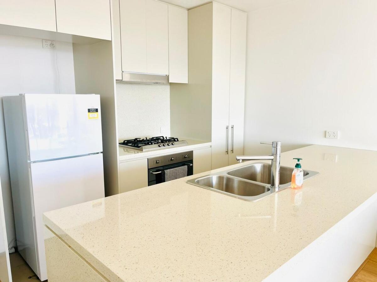 Apartment Olympic Park Amazing 2 Bed 2 Bath Parking,wi-fi Sydney